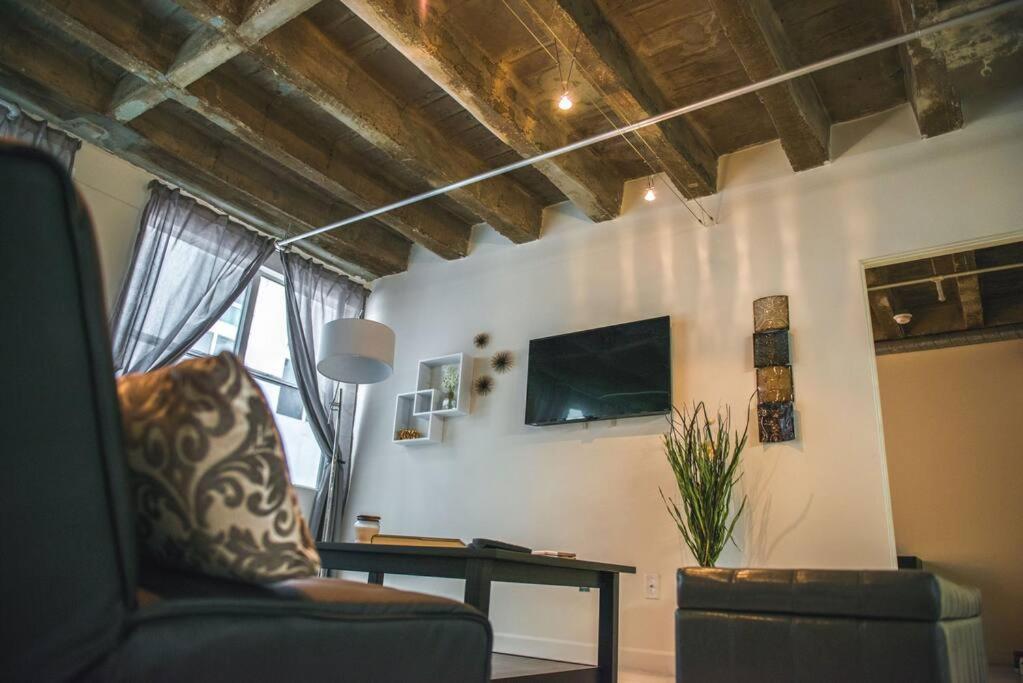 Newly Renovated 1Bdrm Loft Dtla And Rooftop Pool Los Angeles Exterior foto