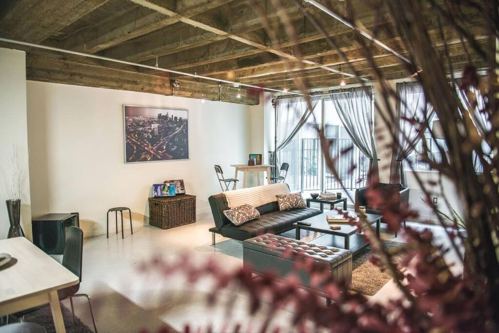 Newly Renovated 1Bdrm Loft Dtla And Rooftop Pool Los Angeles Exterior foto